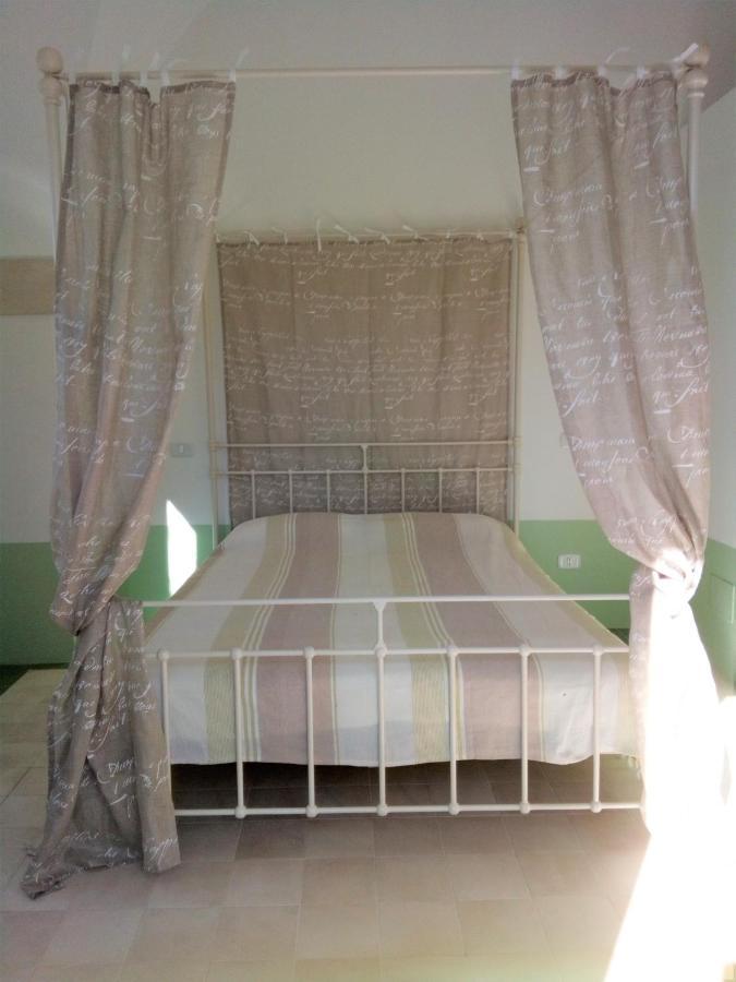 Bed and Breakfast I Fichi Bianchi Cutrofiano Exterior foto